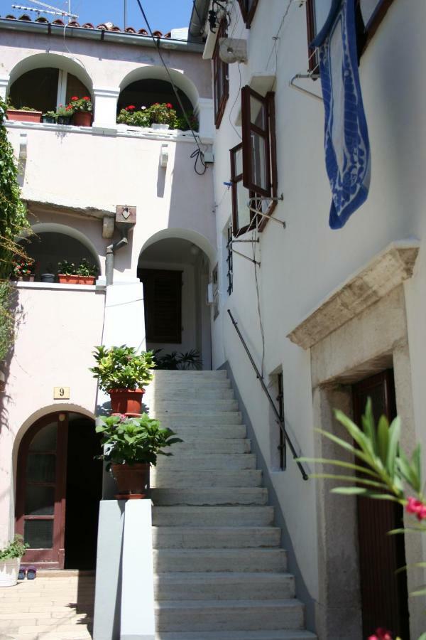 Apartment Uskok Senj  Zewnętrze zdjęcie